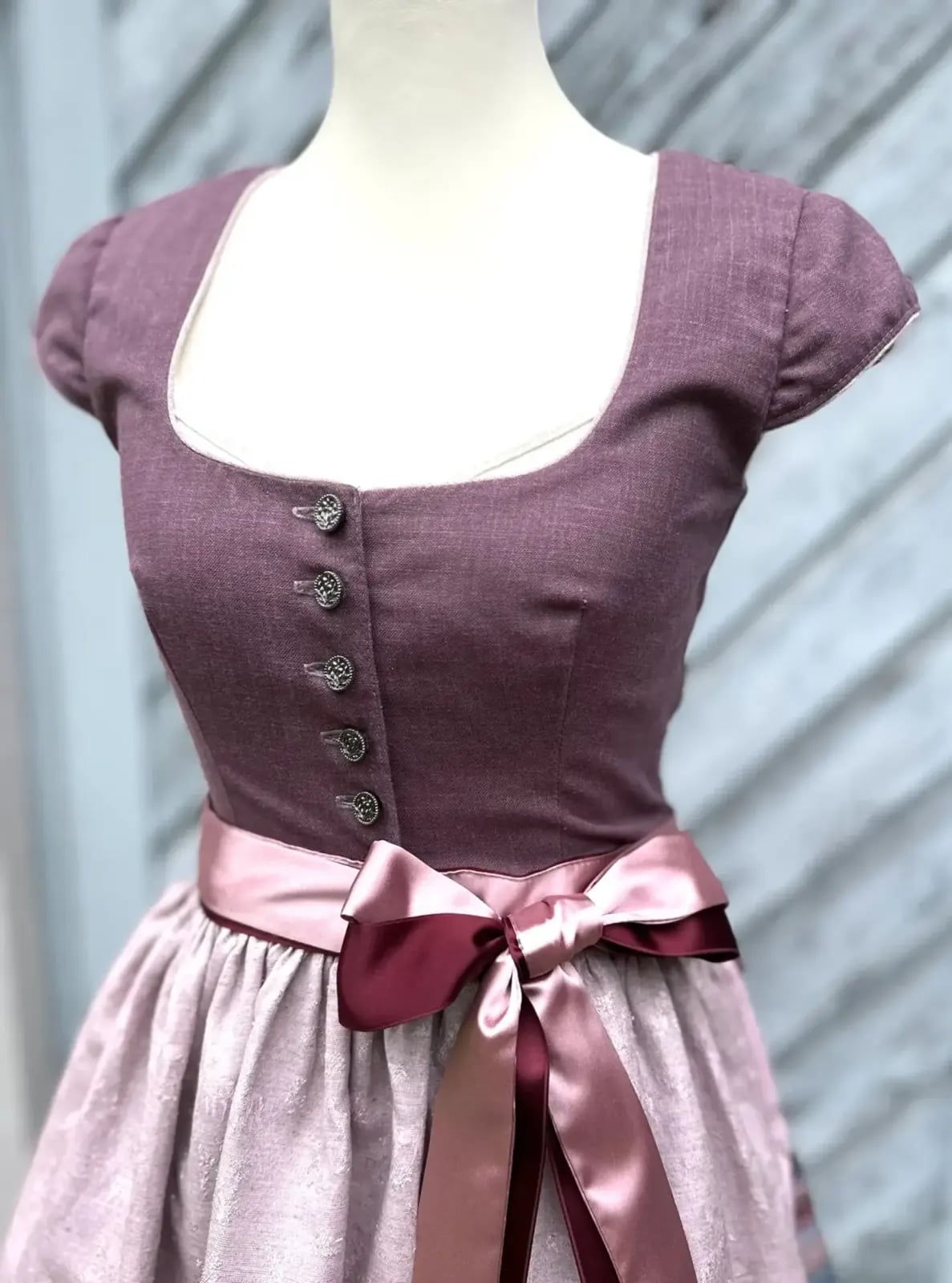 Maßgefertigtes Dirndl bzw. Trachtenkleid, Arbeit 37 von 60