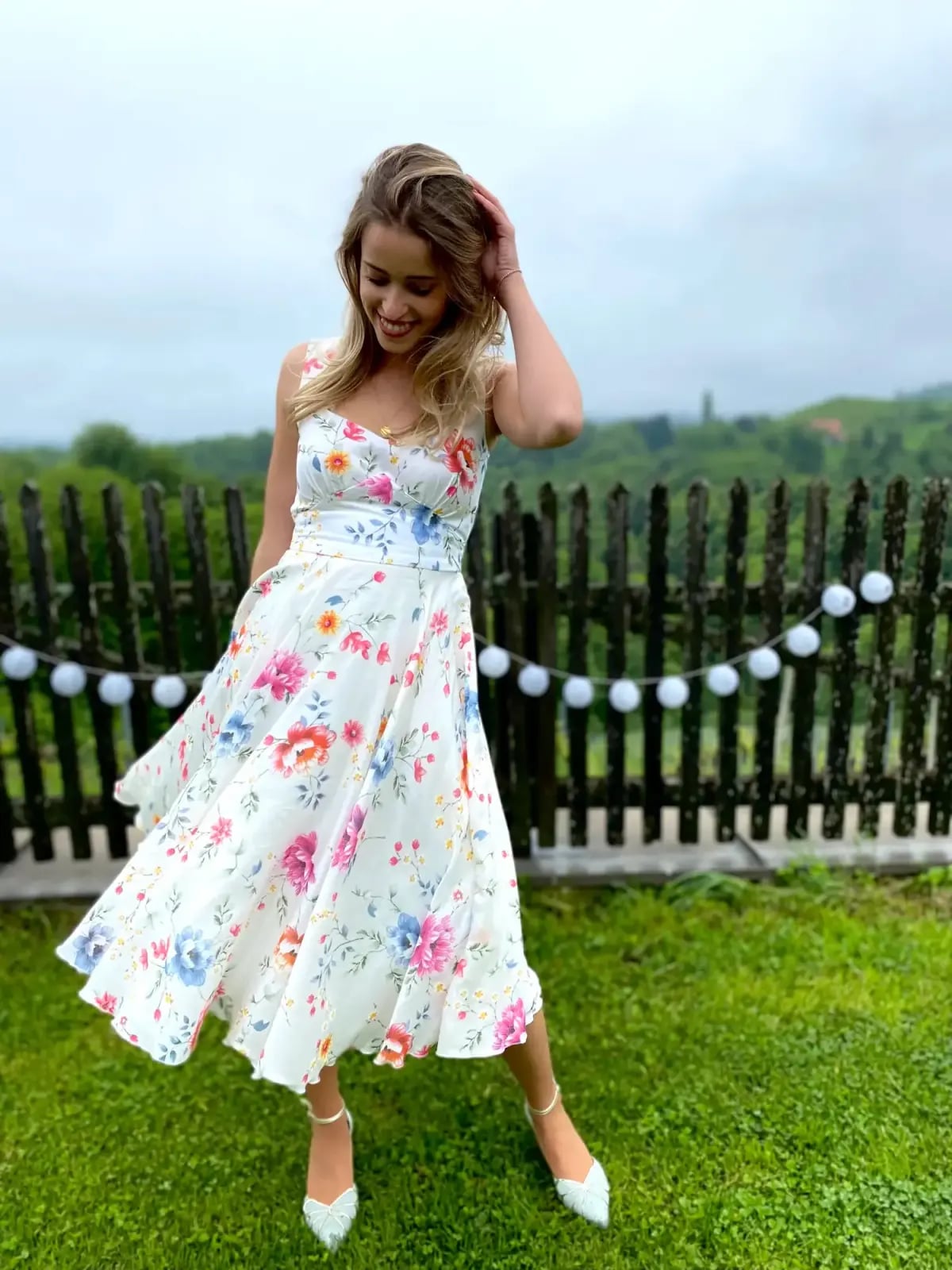 Maßgefertigtes Dirndl bzw. Trachtenkleid, Arbeit 43 von 60