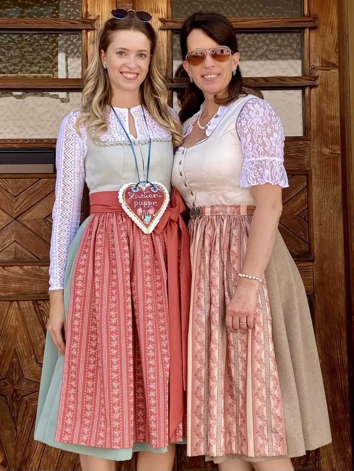 Maßgefertigtes Dirndl bzw. Trachtenkleid, Arbeit 56 von 60
