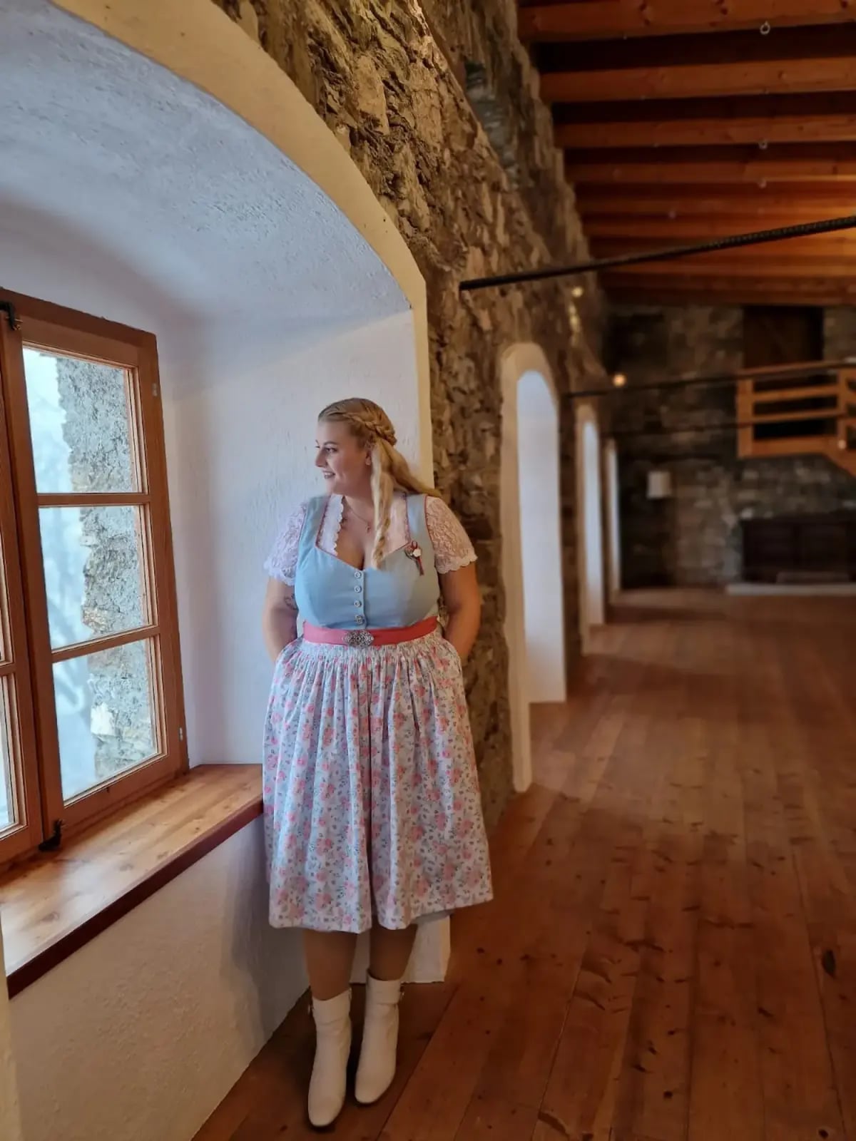 Maßgefertigtes Dirndl bzw. Trachtenkleid, Arbeit 58 von 60