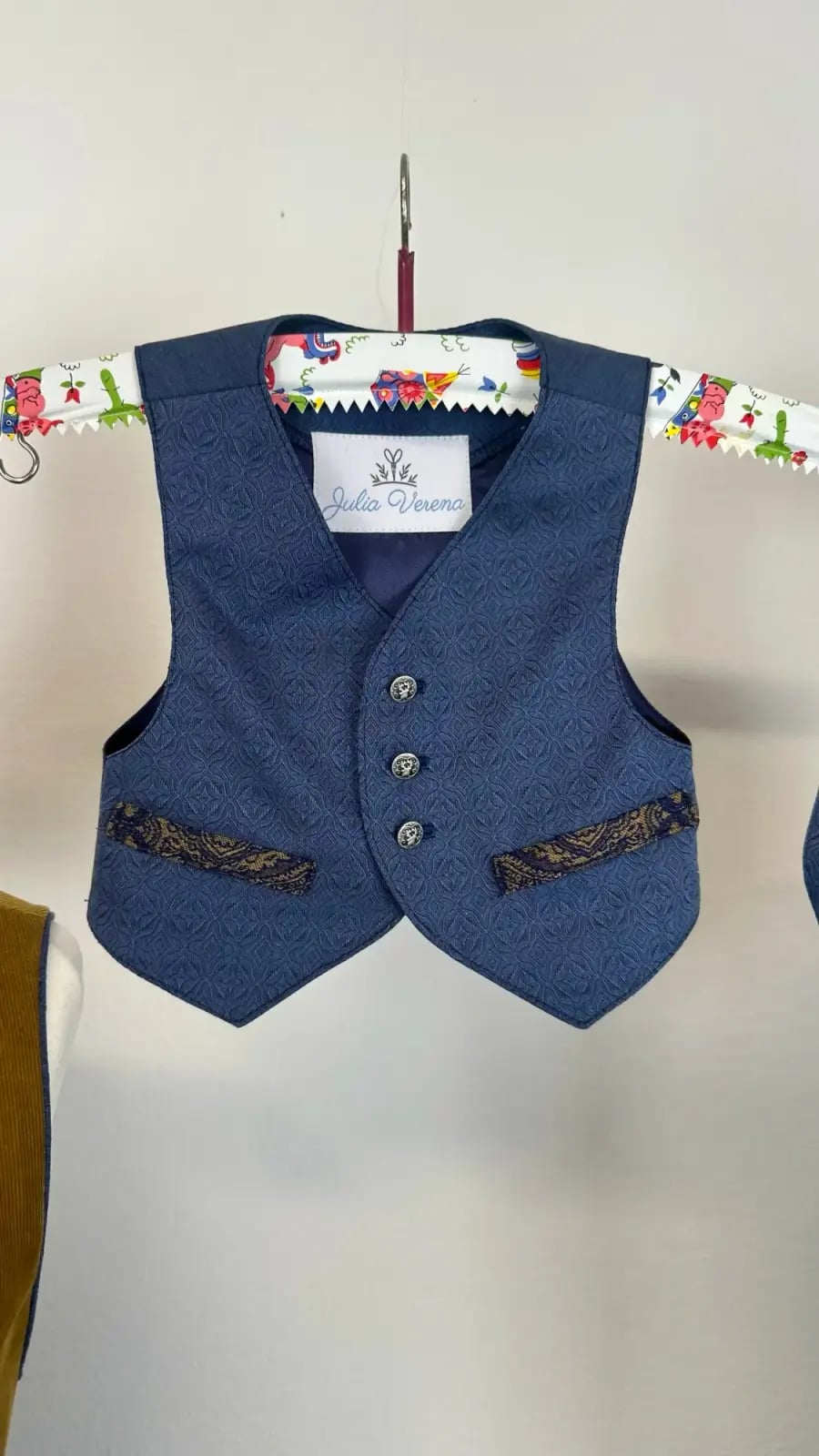 Trachtenoutfit nach Maß für Herren oder Kinder, Arbeit 5 von 22